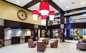 Clubhouse Hotel And Suites Fargo Nd